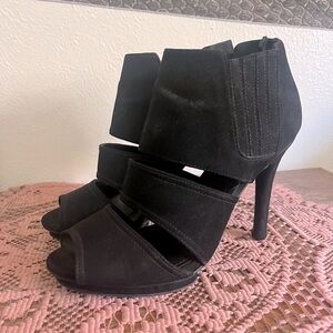 Size 7 H&M heels